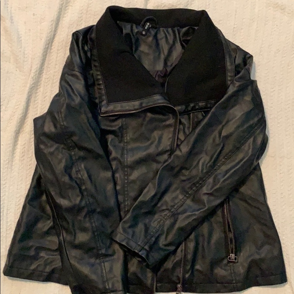 Good quality Black Leather Jacket